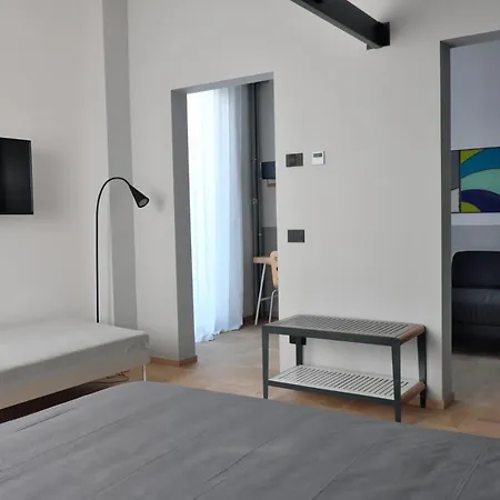 Invento Unconventional Maison