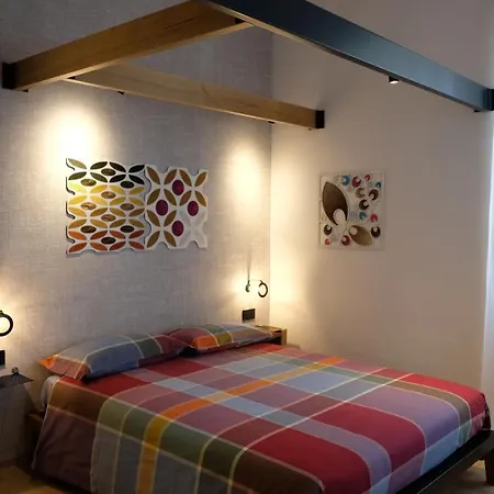 Invento Unconventional Maison Bed & Breakfast