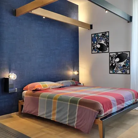 לינה וארוחת בוקר Invento Unconventional Maison צ'יביטאנובה מארקה