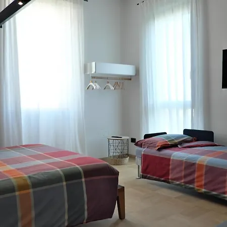 Invento Unconventional Maison 4* Civitanova Marche