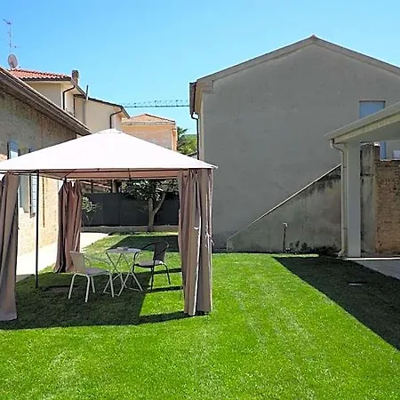 Invento Unconventional Maison 3* צ'יביטאנובה מארקה